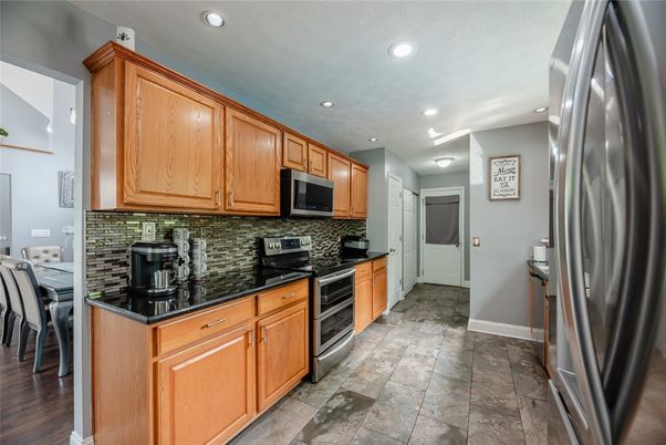 Dining room, Interior, Kitchen, Recessed Lighting