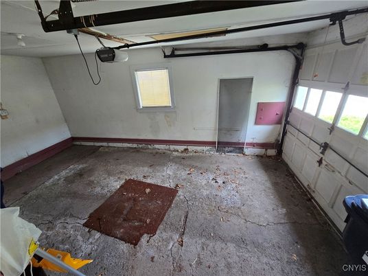 Garage, Interior