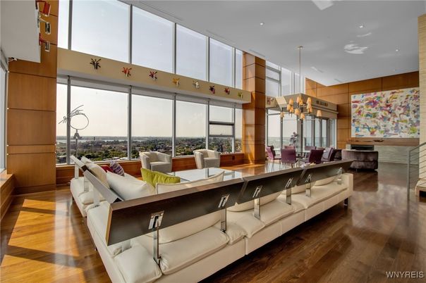 Dining room, Interior, Living room, Pendant Lights, Recessed Lighting, Wood Texture Flooring