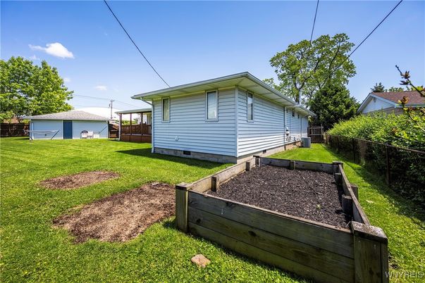 Backyard, Detached Garage, Exterior