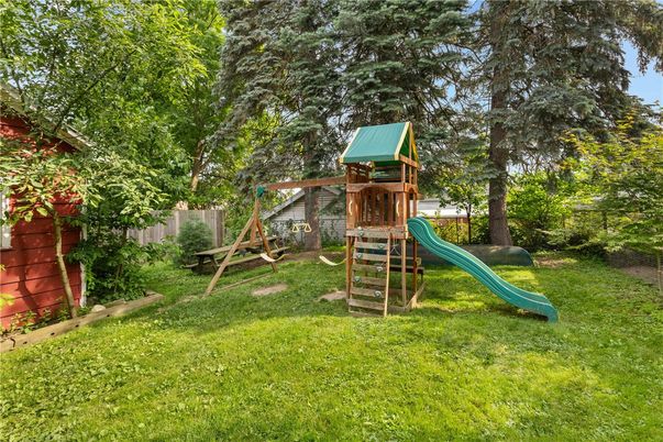 Backyard, Exterior, Playground