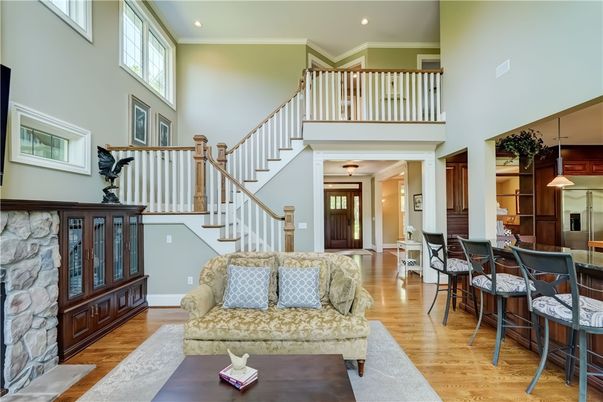 Dining room, Interior, Living room, Pendant Lights, Recessed Lighting, Wood Texture Flooring