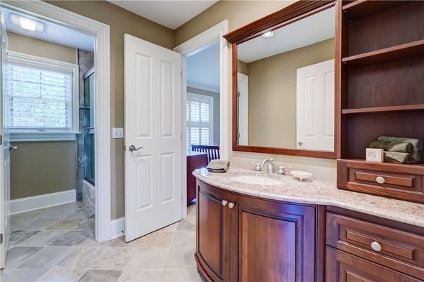 Bathroom, Interior, Recessed Lighting