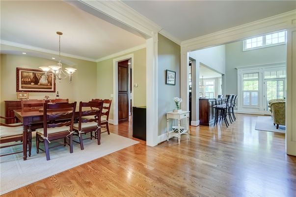 Chandelier, Dining room, Interior, Pendant Lights, Recessed Lighting, Wood Texture Flooring