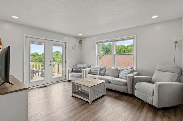 Interior, Living room, Recessed Lighting, Wood Texture Flooring