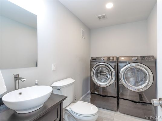 Bathroom, Interior, Recessed Lighting, Washer