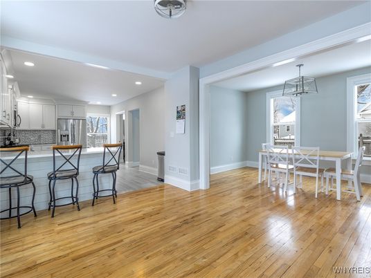 Dining room, Interior, Kitchen, Pendant Lights, Recessed Lighting, Wood Texture Flooring