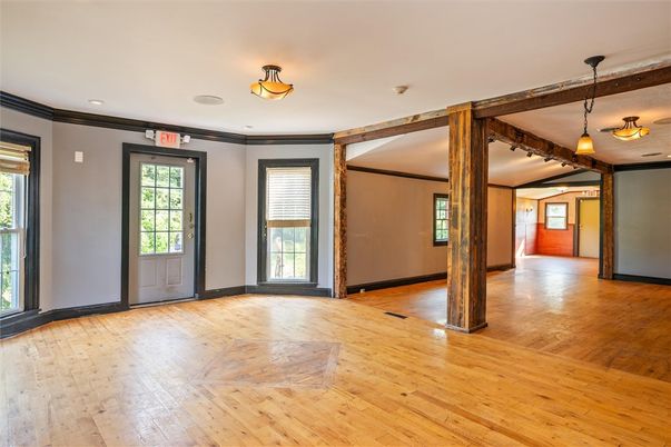 Empty room, Interior, Pendant Lights, Recessed Lighting, Wooden Beams, Wood Texture Flooring