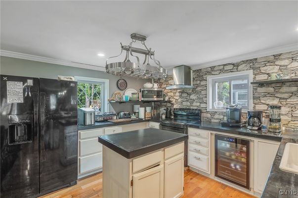Interior, Kitchen, Recessed Lighting, Stone Walls, Wood Texture Flooring