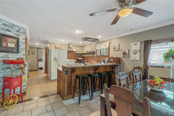 Dining room, Interior, Kitchen, Recessed Lighting