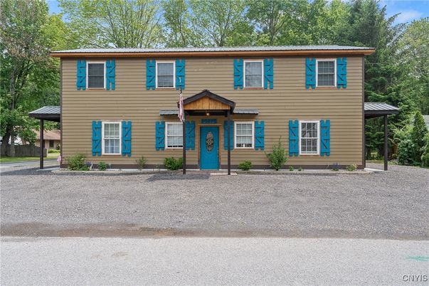 Exterior, Facade, Georgian