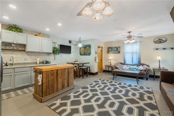 Dining room, Interior, Kitchen, Living room, Recessed Lighting