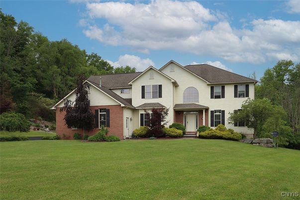 Exterior, Facade, Brick Facade, Farmhouse