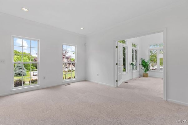 Empty room, Interior, Recessed Lighting