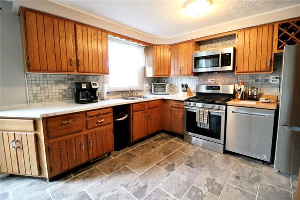 Interior, Kitchen, Stainless Steel Appliances