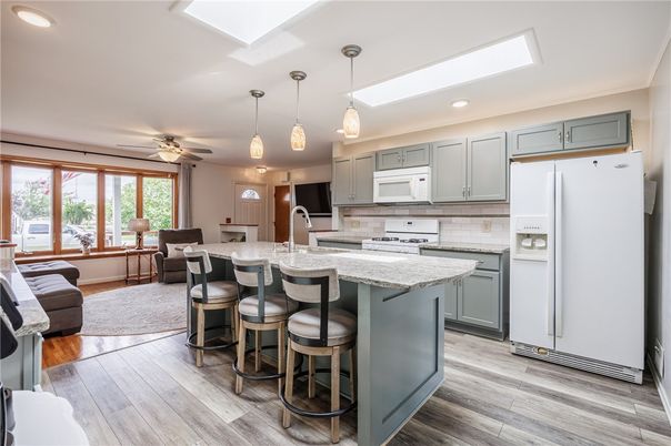 Interior, Kitchen, Pendant Lights, Recessed Lighting, Wood Texture Flooring