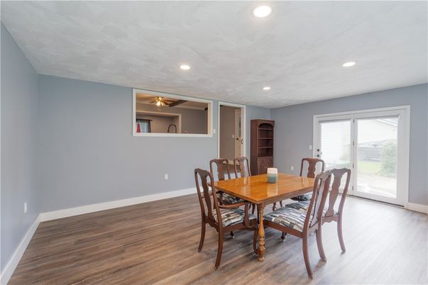 Dining room, Interior, Recessed Lighting, Wood Texture Flooring