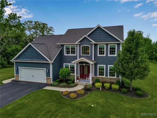 Attached, Exterior, Facade, Farmhouse
