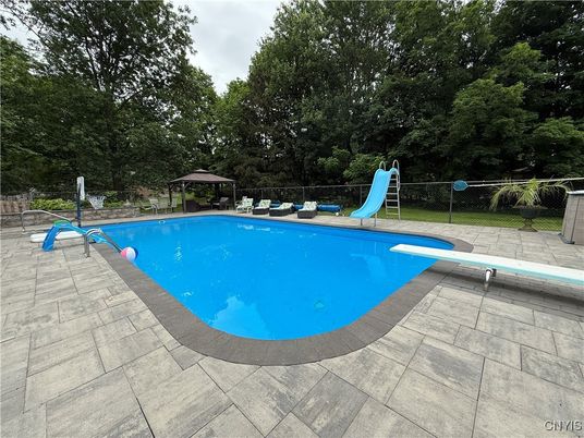 Exterior, Playground, Pool
