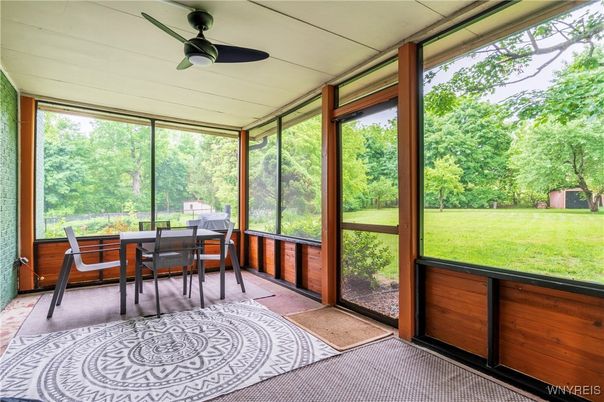 Dining room, Interior, Sun Room