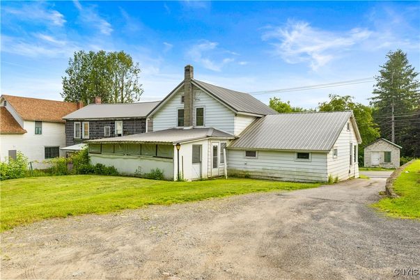 Backyard, Detached Garage, Exterior