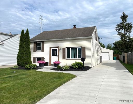 Backyard, Detached Garage, Exterior, Facade, Cape Cod