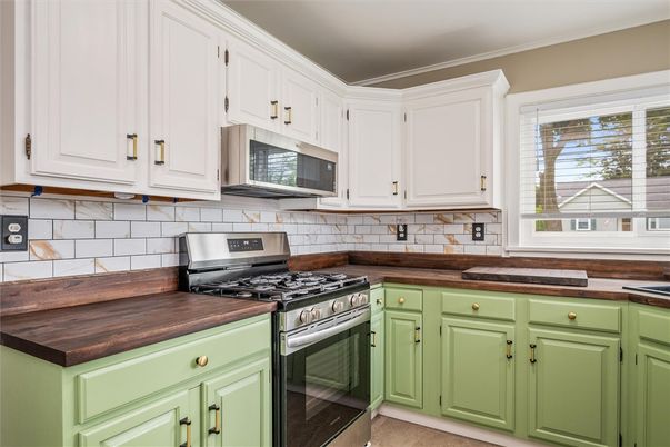 Interior, Kitchen, Stainless Steel Appliances