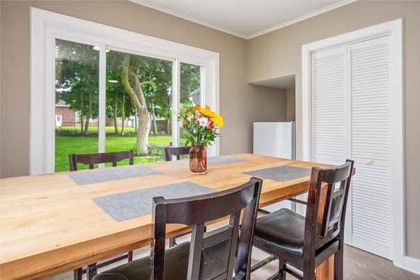 Dining room, Interior, Wood Texture Flooring