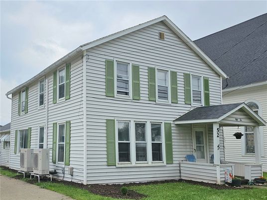 Exterior, Facade, Farmhouse