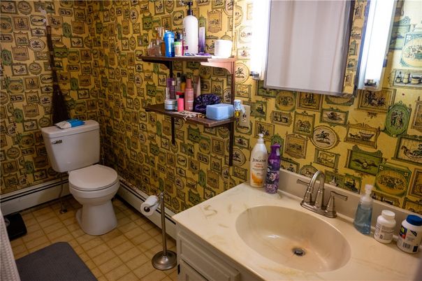 Bathroom, Interior