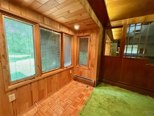 Empty room, Interior, Wooden Ceilings, Wood Texture Flooring, Wooden Walls