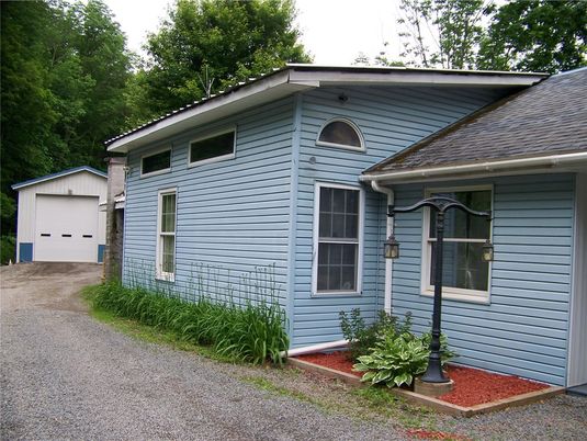 Detached Garage, Exterior