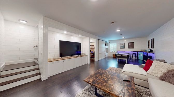 Billiard Table, Game Room, Interior, Living room, Recessed Lighting, Wood Texture Flooring