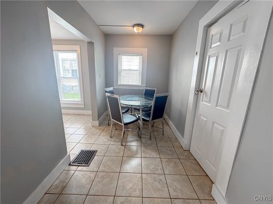 Dining room, Interior