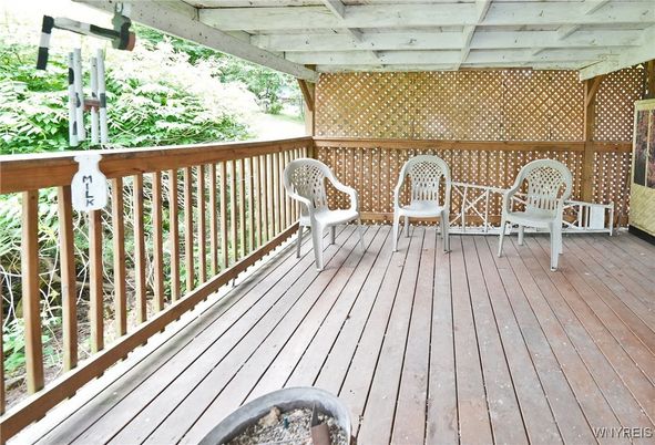 Exterior, Wood Texture Flooring