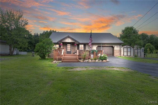Backyard, Detached Garage, Exterior
