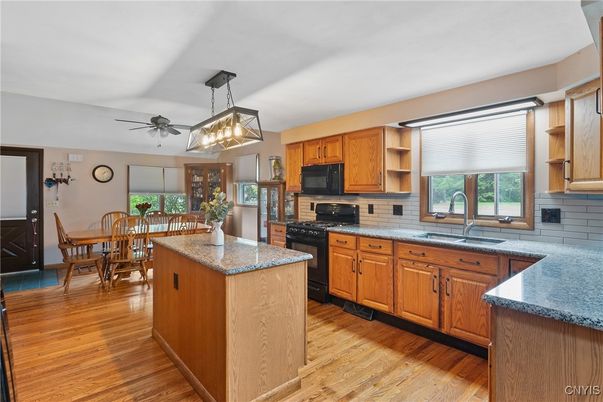 Dining room, Interior, Kitchen, Pendant Lights, Wood Texture Flooring