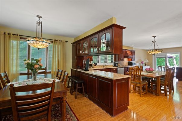 Dining room, Interior, Kitchen, Pendant Lights, Recessed Lighting, Wood Texture Flooring