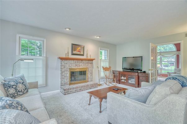 Fireplace, Interior, Living room, Recessed Lighting