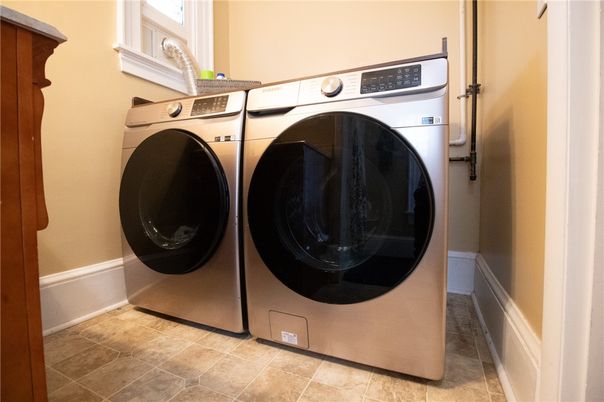 Interior, Washer