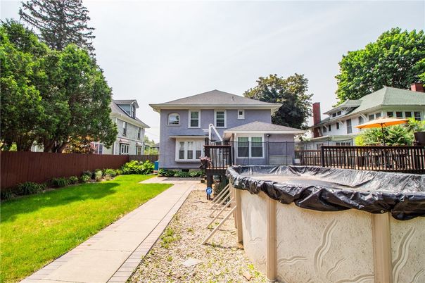 Backyard, Exterior