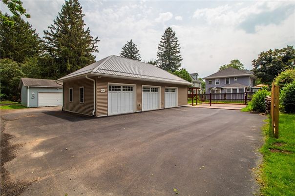 Backyard, Detached Garage, Exterior