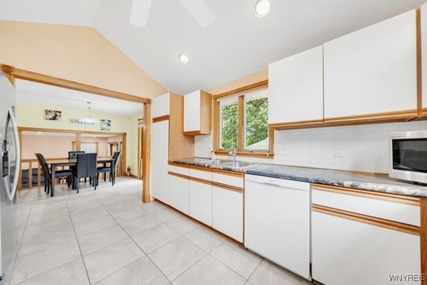 Dining room, Interior, Kitchen, Pendant Lights, Recessed Lighting