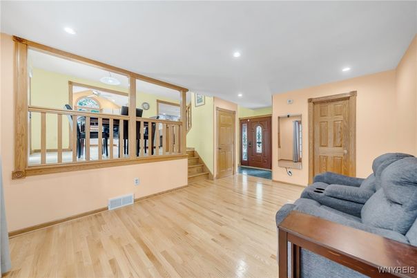 Interior, Recessed Lighting, Wood Texture Flooring