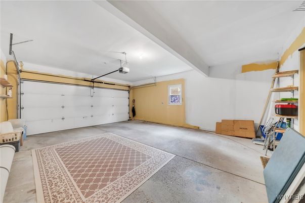 Garage, Interior