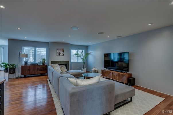 Interior, Living room, Recessed Lighting, Wood Texture Flooring