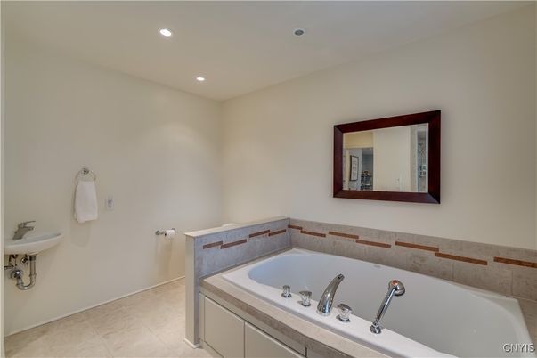 Bathroom, Interior, Recessed Lighting