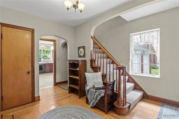 Chandelier, Interior, Wood Texture Flooring