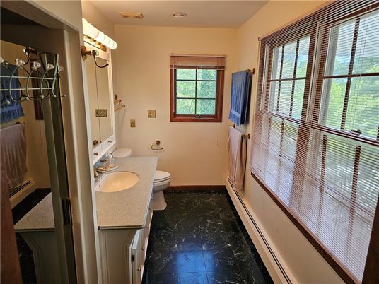Bathroom, Interior, Marble, Recessed Lighting