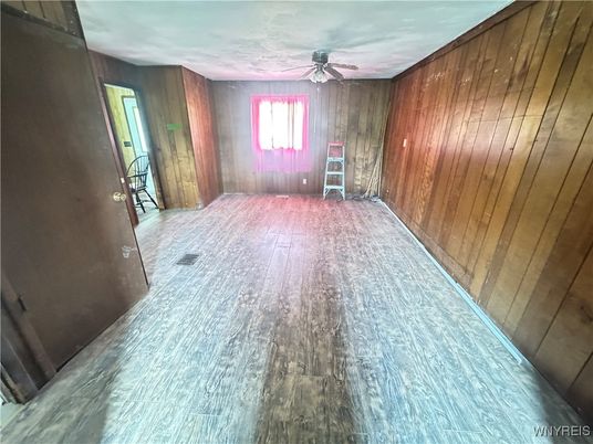 Empty room, Interior, Wood Texture Flooring, Wooden Walls
